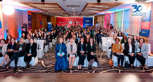 Голомт банк “Дэлхийн бизнес эрхлэгч эмэгтэйчүүдийн чуулга уулзалт”-д дэмжигч байгууллагаар ажиллалаа